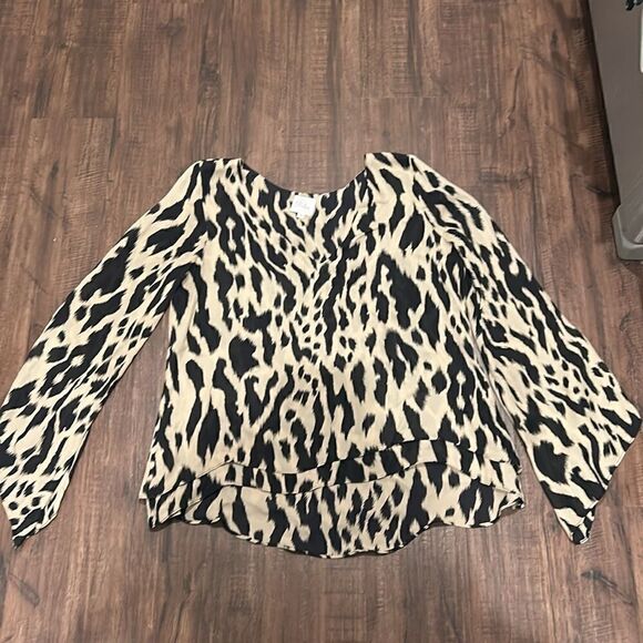 Parker Black & Tan Leopard Print Blouse, Size Medium - Picture 8 of 9